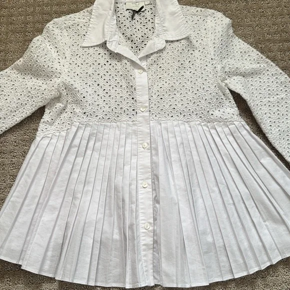 Anthropologie HD Paris Eyelet Empire white pleated blouse size 6 - Picture 4 of 7